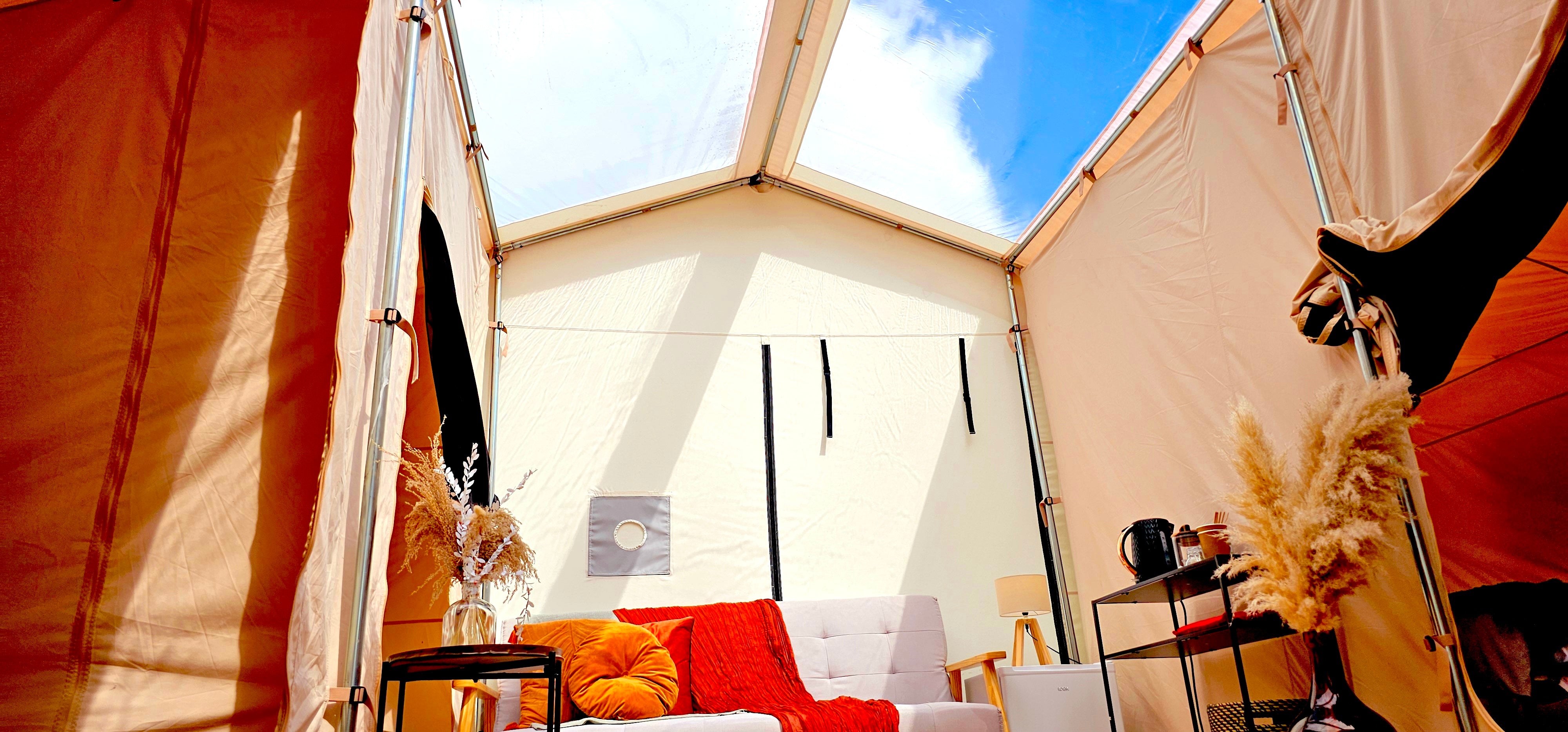 6x4 Canvas Tent Lodge With Roof Light