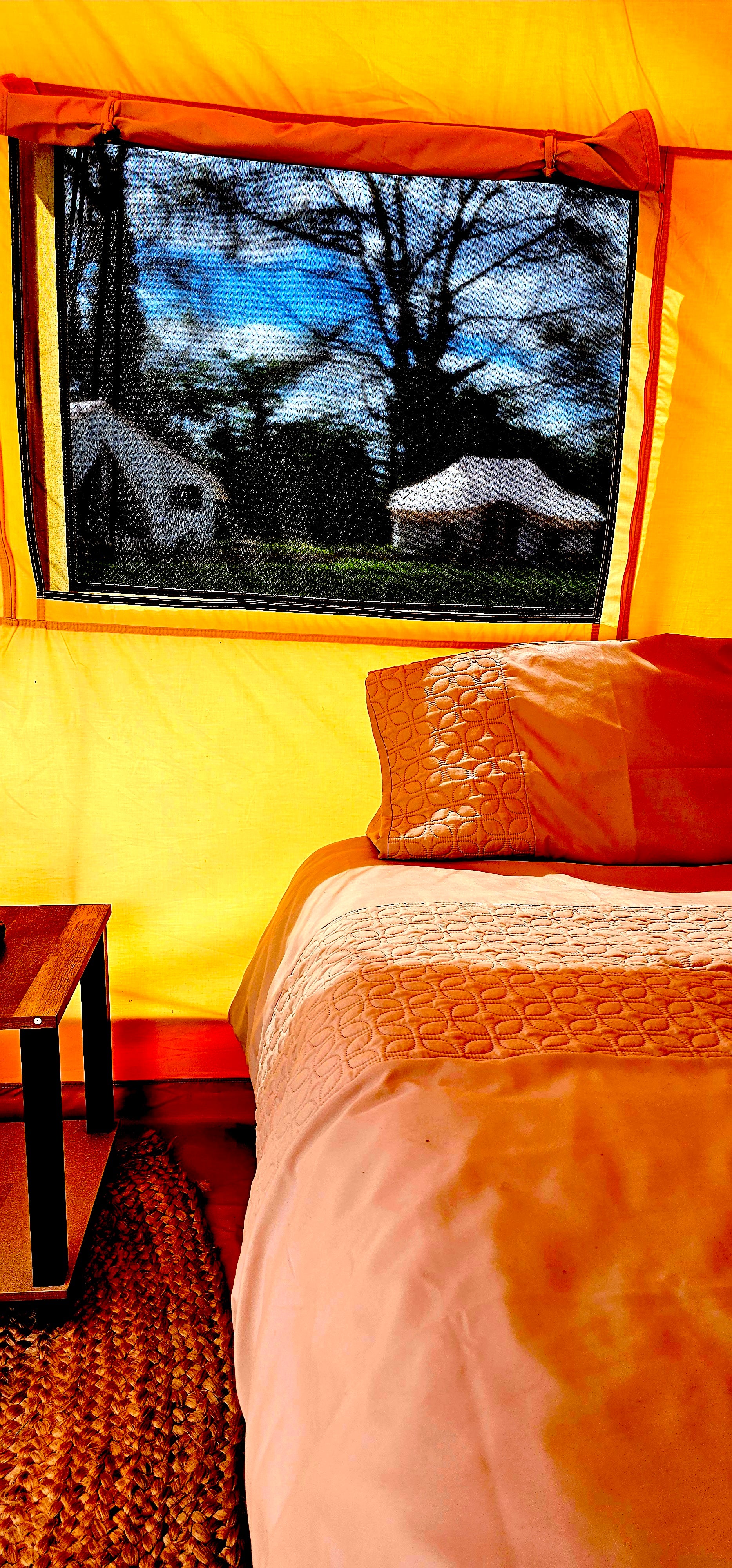 6x4 Canvas Tent Lodge With Roof Light